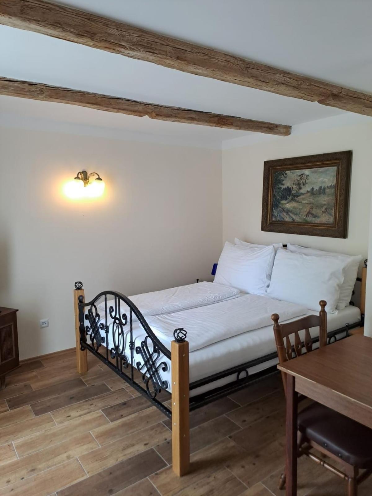 Lesni Hotel Perslak Nová Bystřice Eksteriør bilde
