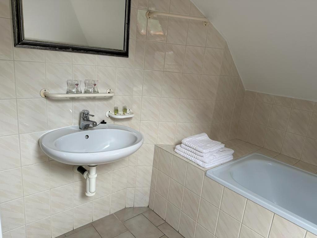 Lesni Hotel Perslak Nová Bystřice Eksteriør bilde